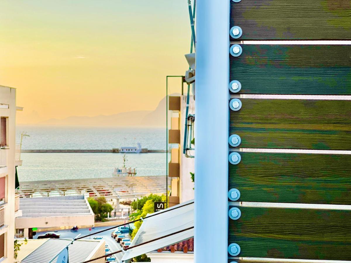 Ferienwohnung Retropolitan Living Patras Exterior foto