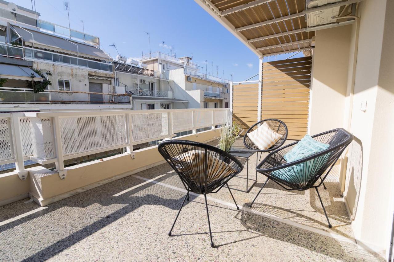Ferienwohnung Retropolitan Living Patras Exterior foto