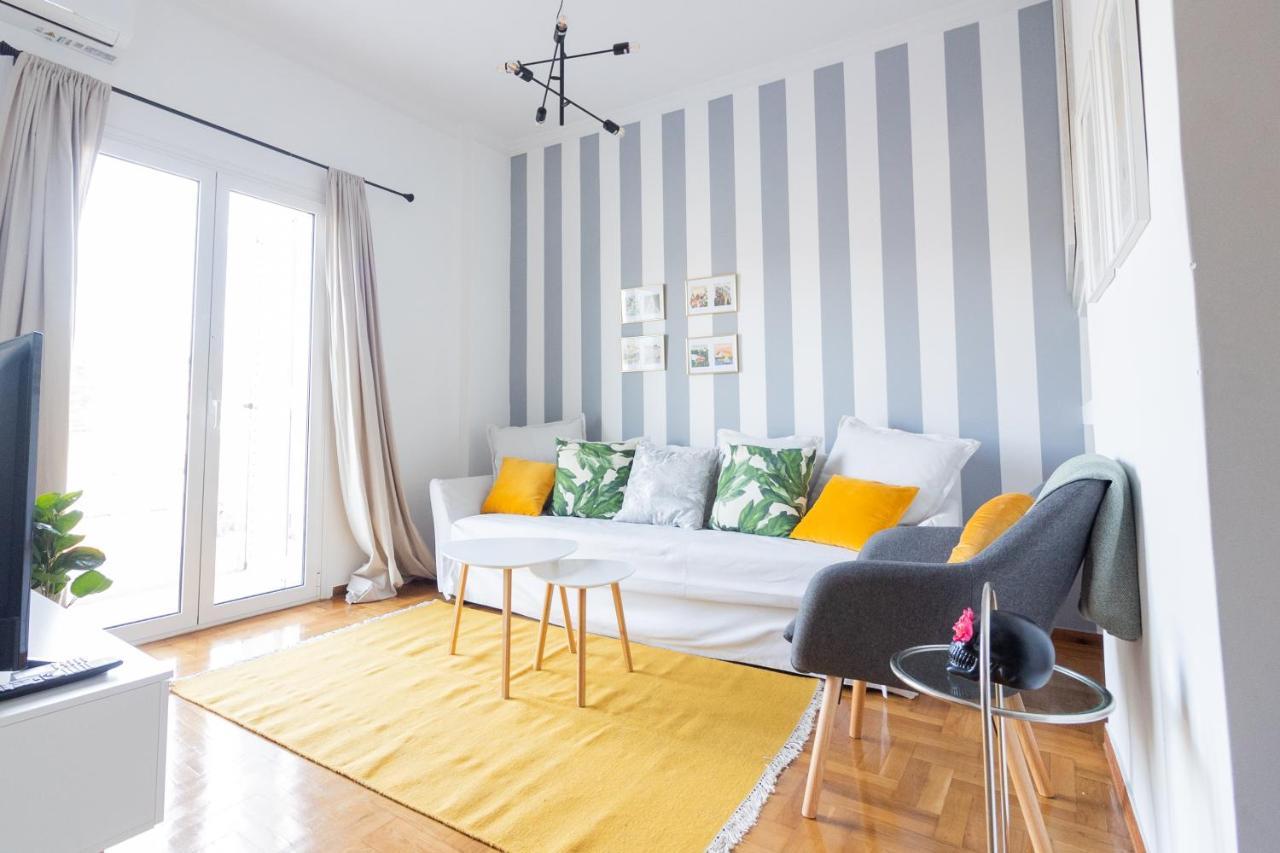 Ferienwohnung Retropolitan Living Patras Exterior foto
